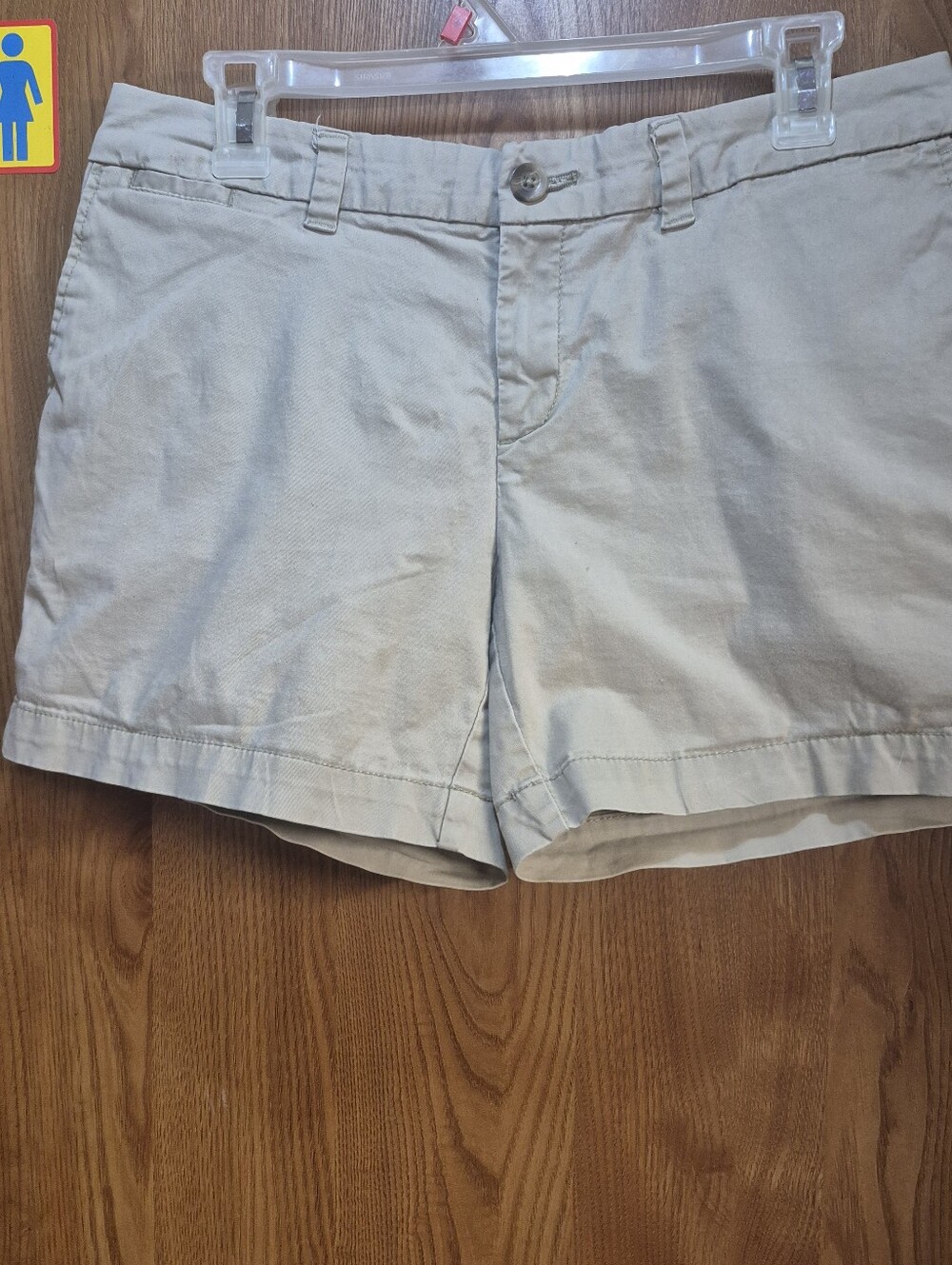Faded Glory Khaki/Tan Women's Bermuda Shorts.   Box 140
